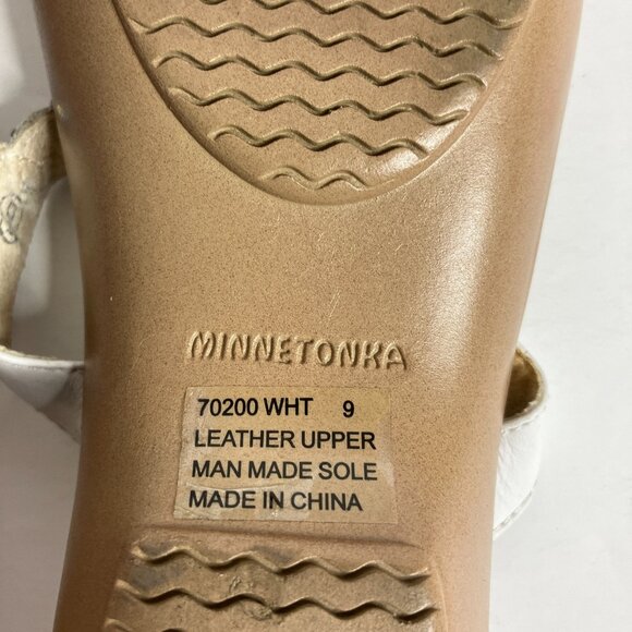 Minnetonka Shoes Women Size 9 Sandals White Leather Silver Faux Turquoise Boho - Picture 13 of 13